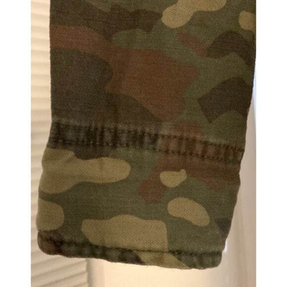 American Eagle “NAH” broken‎ heart camouflage jacket., Size Small - Picture 5 of 6